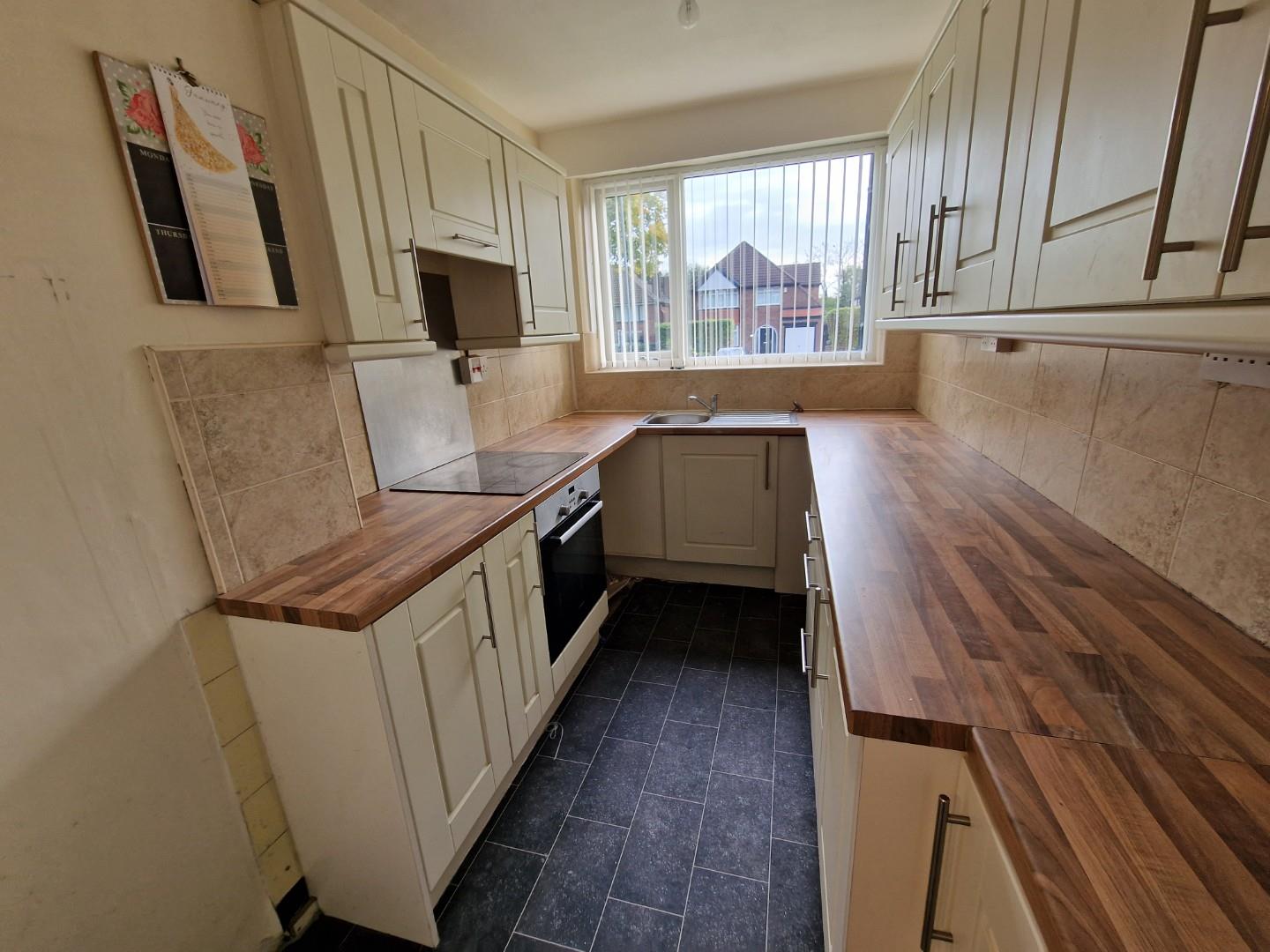 2 Lavenham Close, Bury, BL9 8DP Ground Floor With Garage & 2 Double